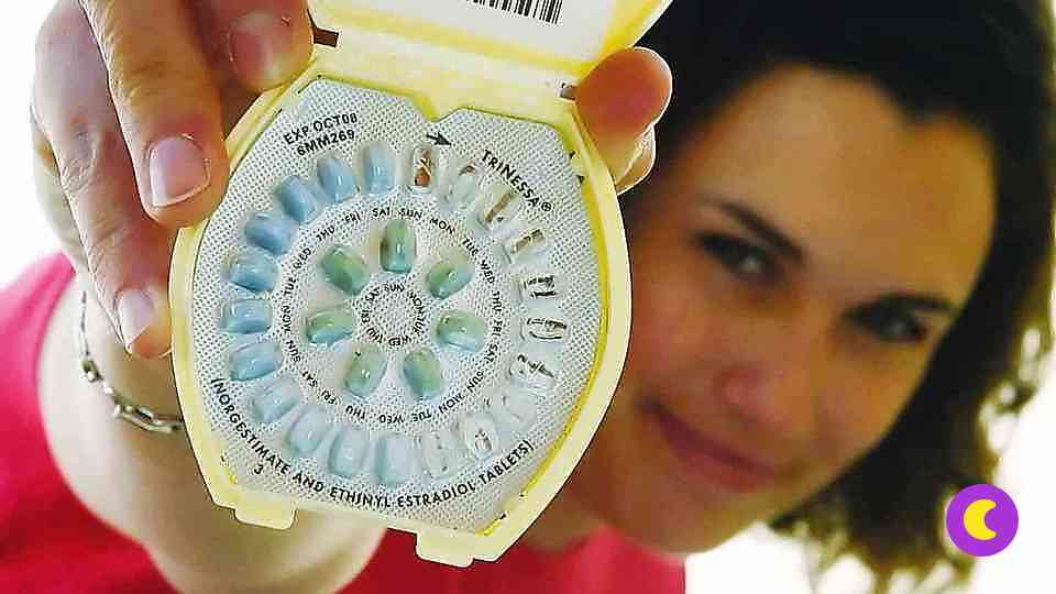 Гормональные контрацептивы: развенчиваем мифы