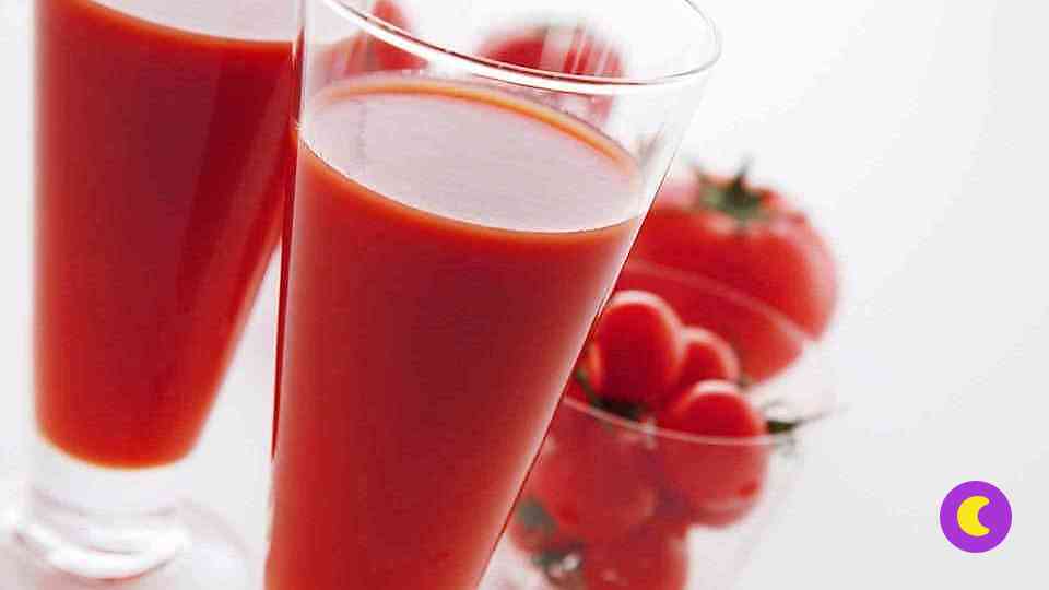 Томатный сок: чем он полезнее свежих томатов